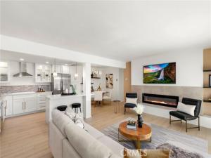 MLS #OC26223586 image #0