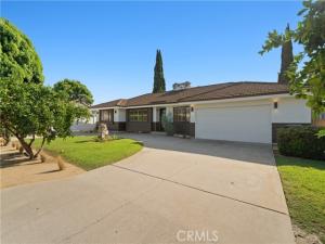 MLS #OC26223712 image #0