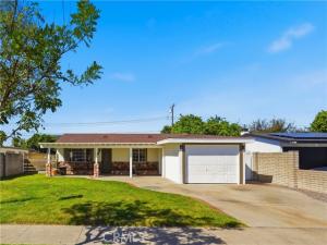MLS #OC26223714 image #0