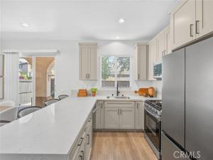 MLS #OC26224146 image #0