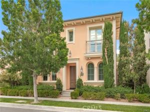 MLS #OC26224623 image #0