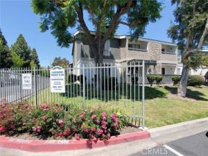 MLS #OC26224914 image #0