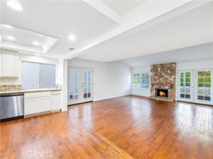 MLS #OC26224944 image #0