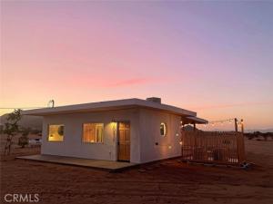 MLS #OC26225016 image #0