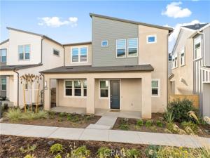 MLS #OC26225027 image #0