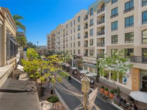 MLS #OC26226080 image #0