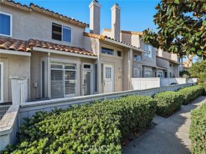 27422 Iris Avenue Mission Viejo CA 92692 | MLS #OC26226288 45 MLS #OC26226288 image #0