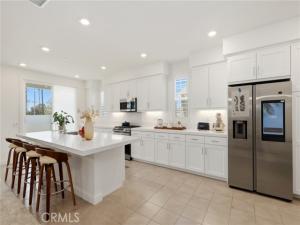 MLS #OC26226364 image #0