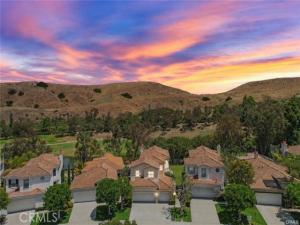 MLS #OC26226477 image #0