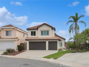 MLS #OC26226591 image #0