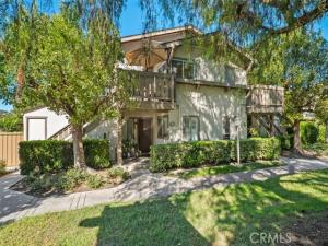 MLS #OC26226646 image #0