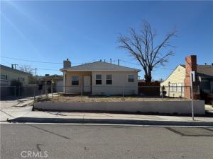 MLS #OC26226760 image #0