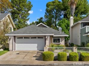 MLS #OC26226876 image #0