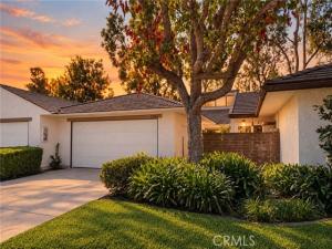 MLS #OC26226952 image #0