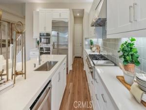 MLS #OC26227181 image #0