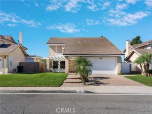 MLS #OC26227723 image #0