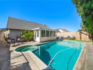 MLS #OC26227954 image #0