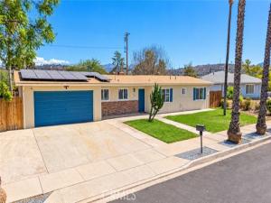 MLS #OC26228032 image #0