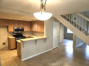 MLS #OC26228159 image #0