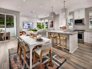 MLS #OC26228342 image #0