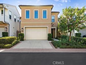 MLS #OC26228644 image #0