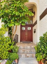 MLS #OC26229055 image #0