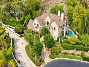 MLS #OC26229368 image #0