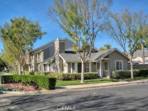 MLS #OC26229684 image #0