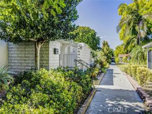 MLS #OC26229812 image #0