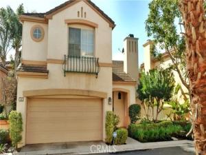 MLS #OC26229937 image #0