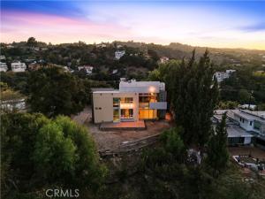 MLS #OC26230158 image #0