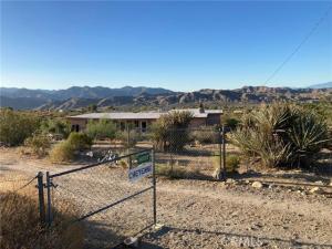 MLS #OC26231386 image #0