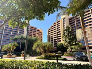 MLS #OC26231431 image #0