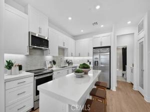 MLS #OC26231661 image #0