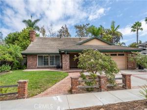 MLS #OC26233592 image #0