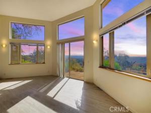 MLS #OR25183573 image #0