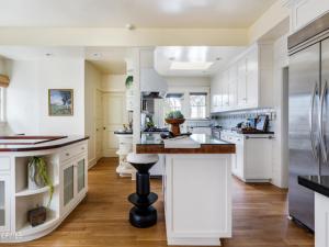 MLS #P1-24132 image #0