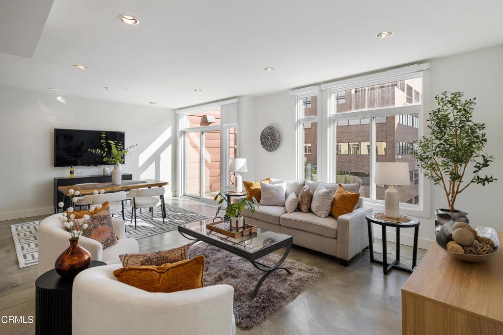 MLS #P1-25121 image #0