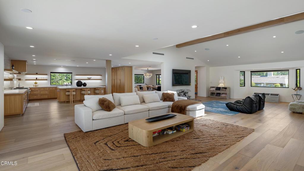 MLS #P1-27688 image #0