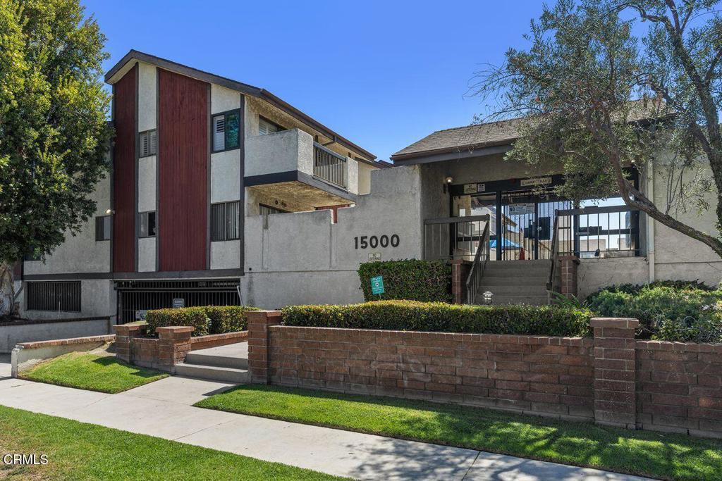 15000 Halldale AV #212 Gardena CA 90247 | MLS #P1-28229 45 MLS #P1-28229 image #0