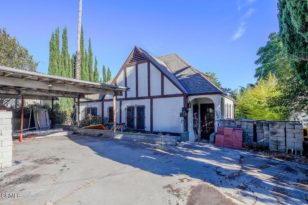 1722 Redesdale AV Los Angeles CA 90026 | MLS #P1-28353 45 MLS #P1-28353 image #0