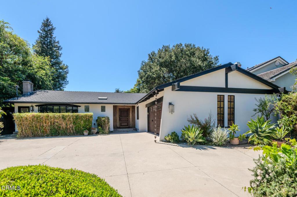 4819 Oakwood AV La Canada Flintridge CA 91011 | MLS #P1-28394 41 MLS #P1-28394 image #0