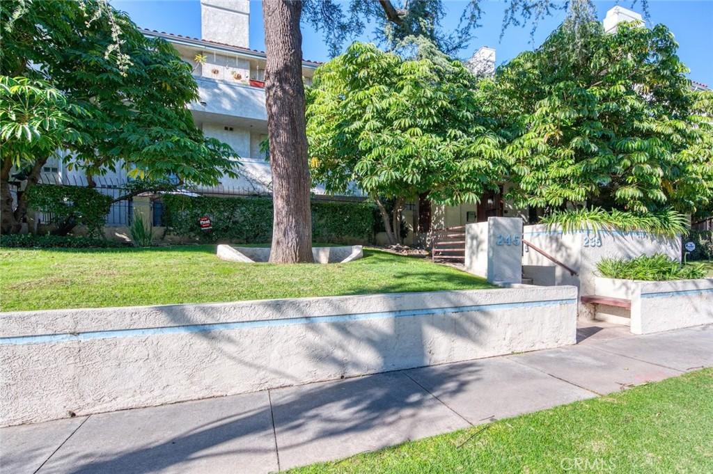 MLS #PF25272286 image #0