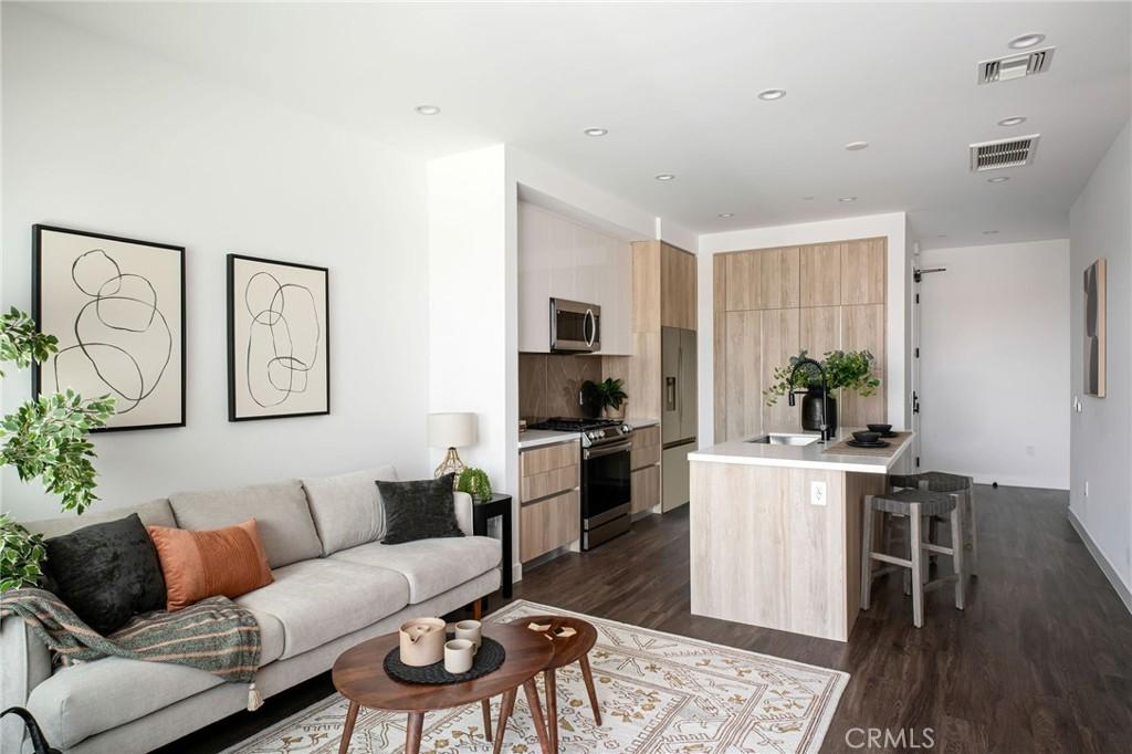 118 Astronaut Ellison S Onizuka Street #307 Los Angeles CA 90012 | MLS #PF26085940 45 MLS #PF26085940 image #0