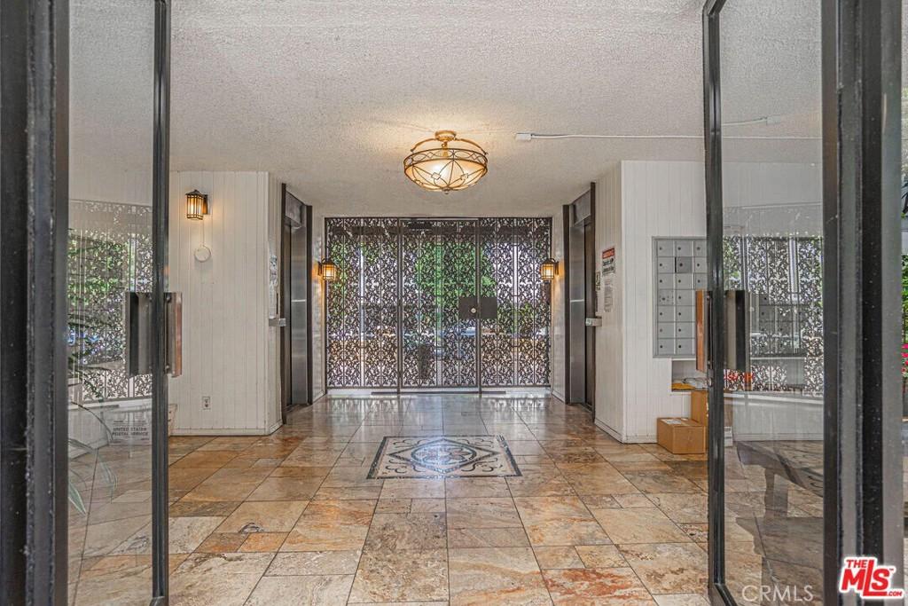 Los Angeles CA 90020 | MLS #PF26099877 45 MLS #PF26099877 image #0