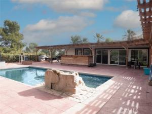 MLS #PI25084384 image #0