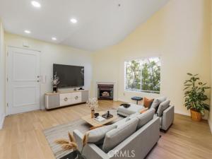 MLS #PI25104037 image #0