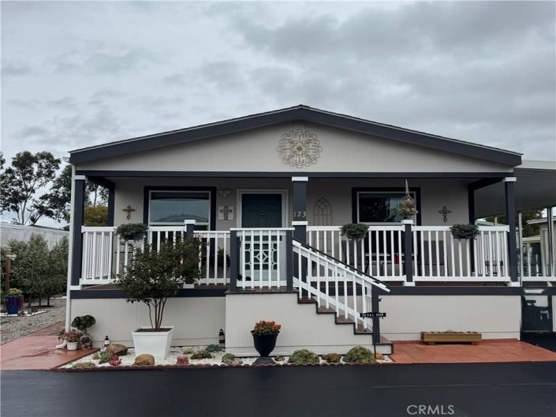 MLS #PI25261361 image #0