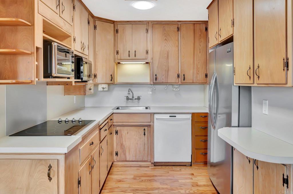 MLS #PTP2504302 img 0