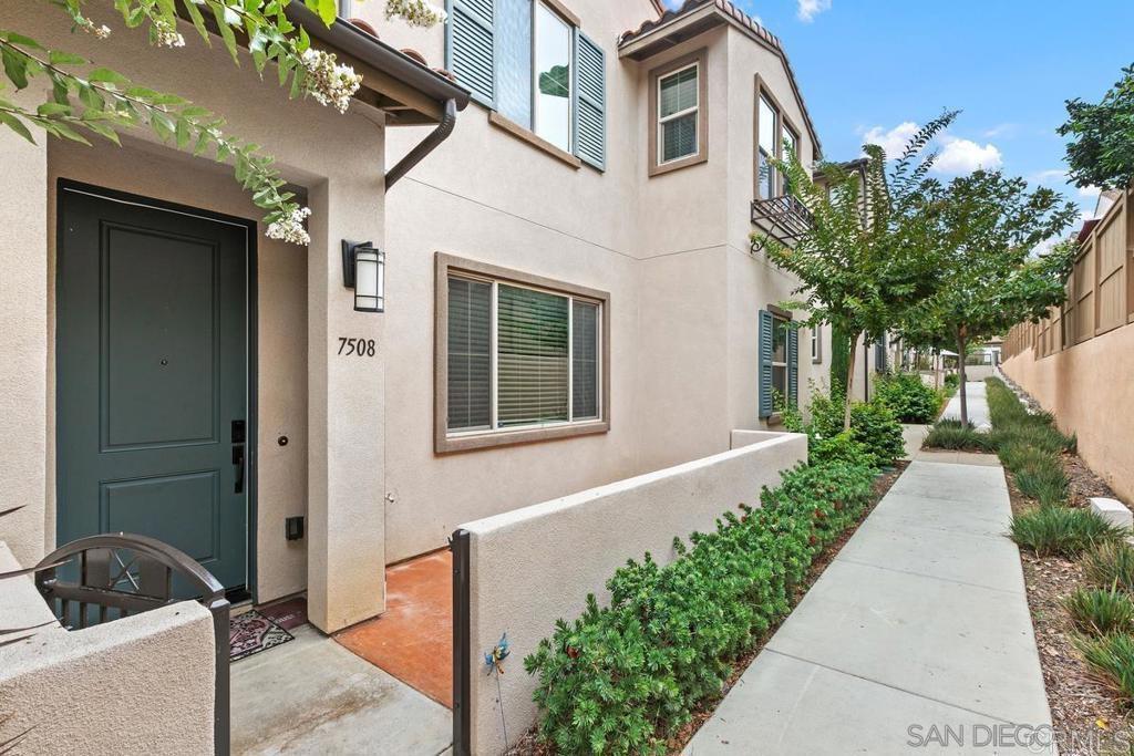 MLS #PTP2504439 img 0